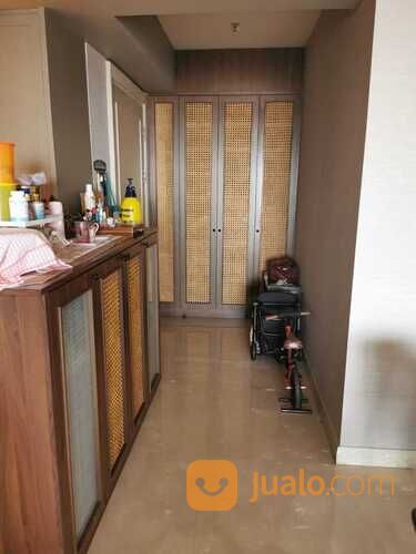 Apartemen ONE ICON Lantai 28 Surabaya connect Tunjungan Plaza, mall terbesar di pusat kota Surabaya