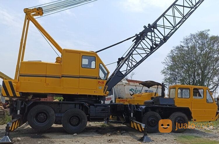 Unit Mobile Crane Rangka P&H 335 Kapasitas 35 Ton