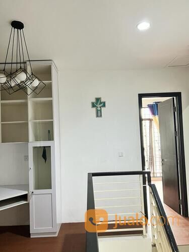 Rumah di Jakarta Garden City Cluster Shinano JGC Cakung Jakarta Timur Sudah Renovasi Full