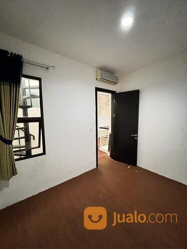 Rumah di Jakarta Garden City Cluster Shinano JGC Cakung Jakarta Timur Sudah Renovasi Full
