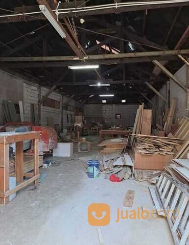 Gudang di Kapuk Kayu Besar, Kamal, Jakarta Utara