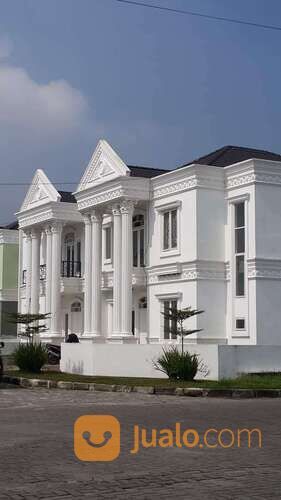 Rumah Full Furnished + Kolam Renang di Rumah Komplek Tasbi 2