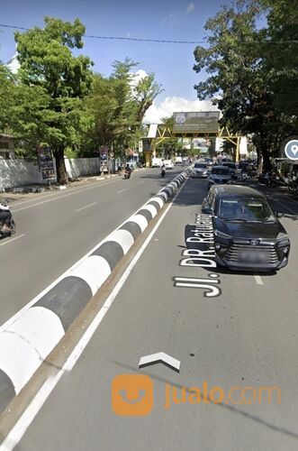 Ruko Poros Jl. DR Ratulangi LT 11x27 Sangat Cocok Usaha