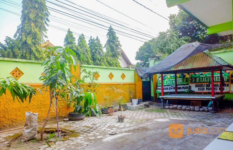 Rumah halaman luas di jl Swasembada Kekalik