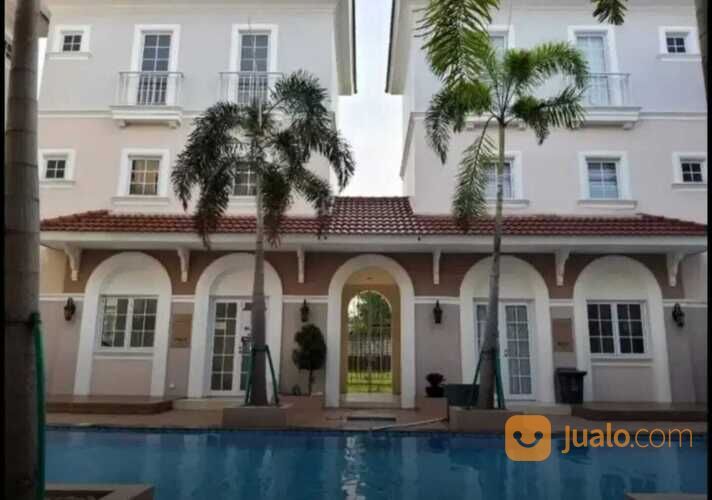 Rumah Fully Furnished Cluster Alesha House Vanya Park BSD Tangerang