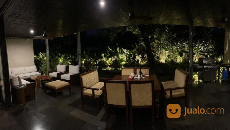 Rumah semi villa jarang ada siap huni private pool jakarta selatan