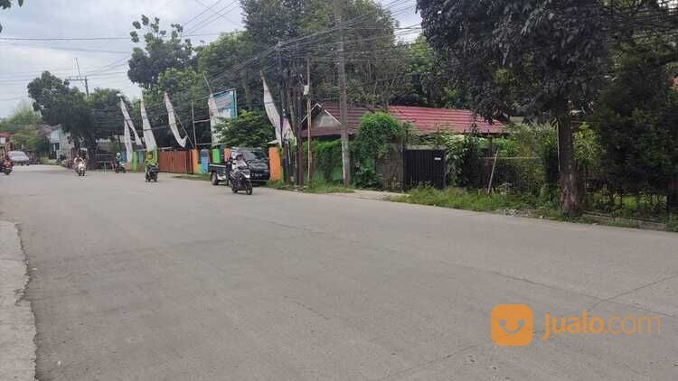 Tanah Premium Pinggir Jalan Raya Cikaret 3 Menit dari Mall Cibinong Square