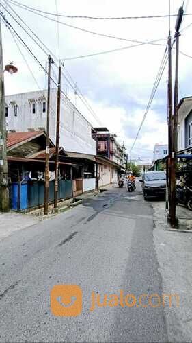 Rumah Jalan Pabrik Padi (daerah Sekip) Medan