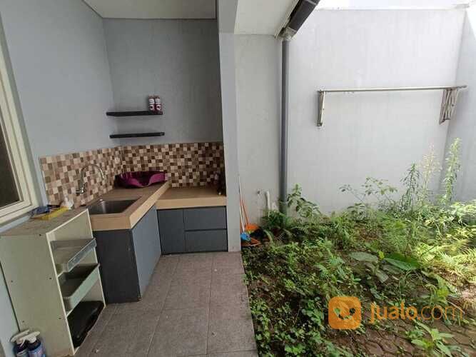 Rumah Mewah 2 Lantai Lokasi Green Orchid Sukarno Hatta Malang