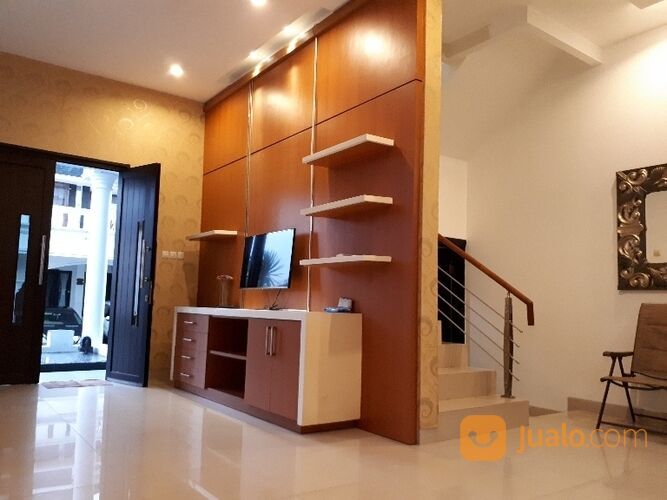 Rumah dua lantai cluster the green di daerah BSD