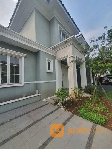 Di sewa rumah suvarna sutera cluster daru
