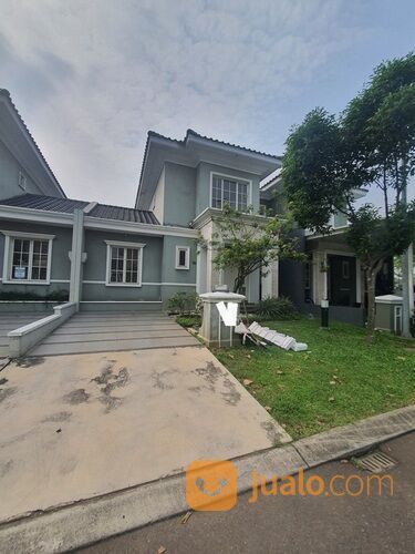 Di sewa rumah suvarna sutera cluster daru