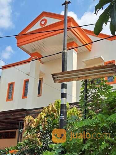 Rumah di Taman Royal 2 Tangerang