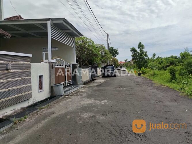Rumah Minimalis 3 Kamar Gazebo Pemogan Densel
