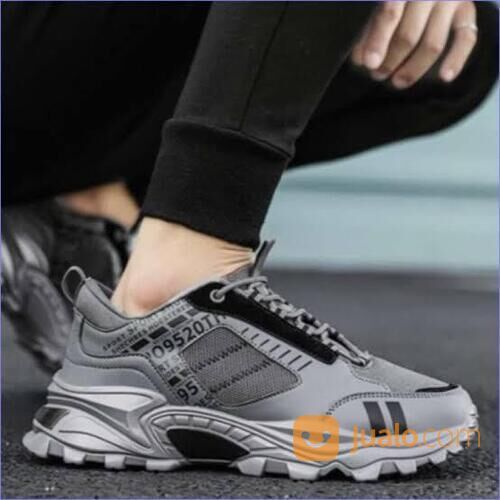 JASA BELANJA DAN IMPORT/ SEPATU DARI CHINA KE IND0NESIA.