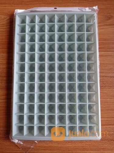 cetakan es batu kristal