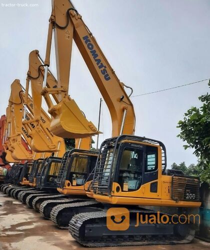 Excavator Komatsu PC200-8M0 Tahun 2019 & 2021