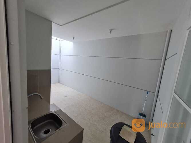 Rumah Mansion Nine Surabaya Barat Sewa Semi Furnished Siap Huni