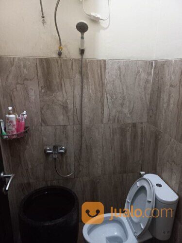 Rumah Villa Full Furnished Mewah Plus Kolam Renang Belakang UMM Malang