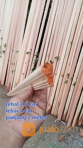 Lis kayu dinding wall moulding