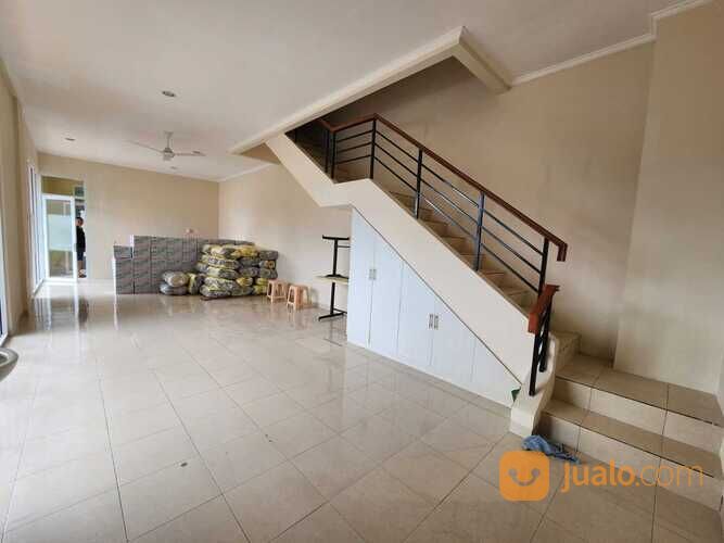 RUKO GADING SERPONG, 3 LANTAI, HOEK, PASAR MODERN PARAMOUNT