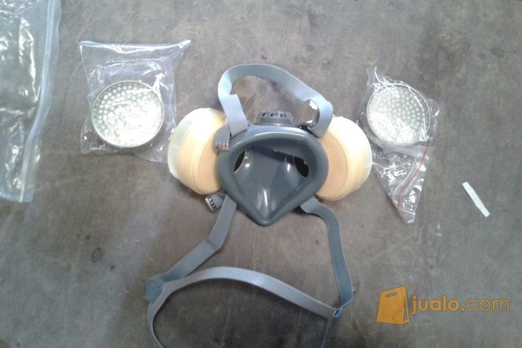 Respirator/Masker Double Filter Safety Gas Chemical Barang Lelangan