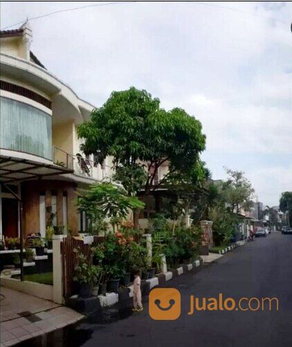 Rumah Istimewa di Puri Tirta Kencana Lokasi Nyaman di Cicaheum