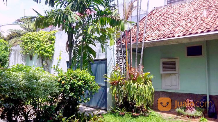 TERMURAH !! Rumah Lama Strategis di Daerah Elite Jl Dharmawangsa, Kebayoran Baru, JakSel