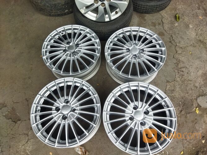 Velg oem original Suzuki Swift GT3