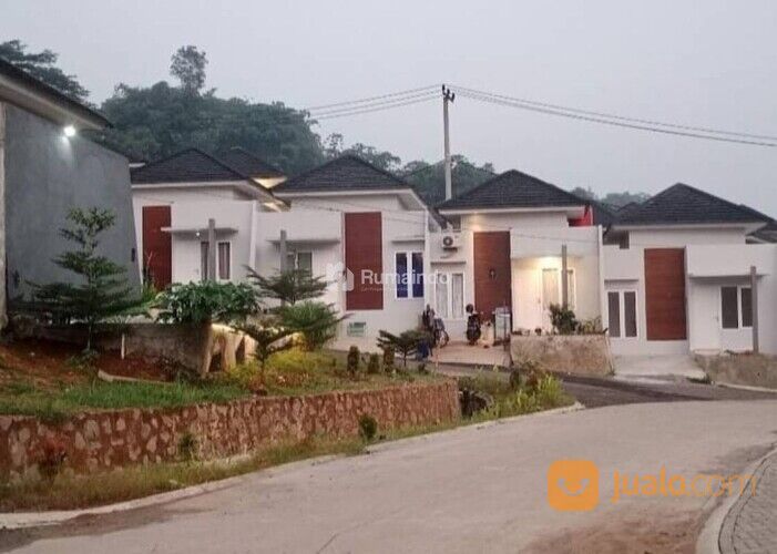 Rumah Bagus Siap Huni di Cluster Aquila Valley (ciseeng)