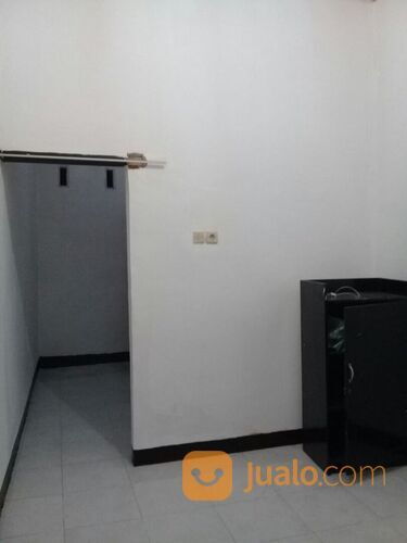 Kos-kosan di Pejarakan dekat Udayana