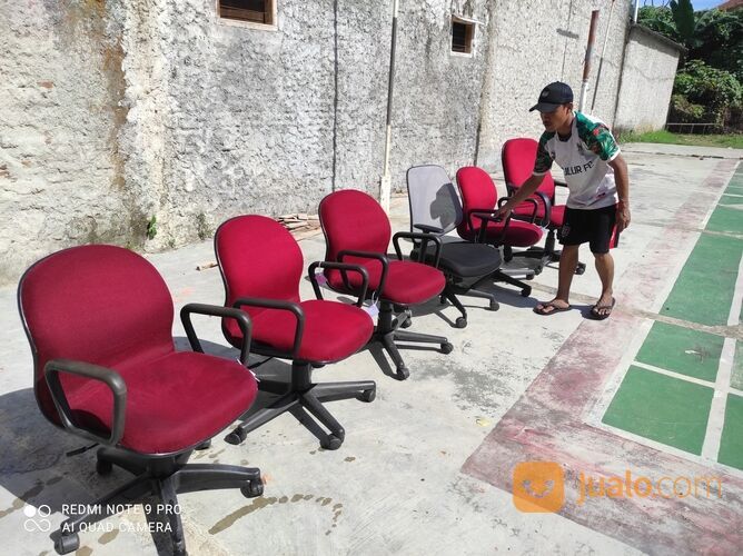 Jasa cuci sofa & Servis-repair sofa di serang