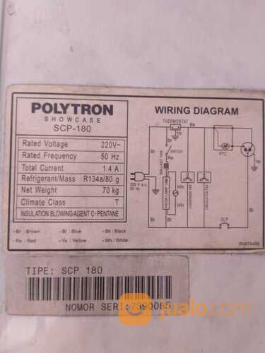 Showcase Bekas Murah Merk Polytron 180liter