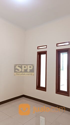 Rumah Desain Elegant di Bandung Lokasi Strategis