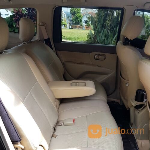 Nissan Grand Livina Hitam 1.5 XV 2009 MT Manual