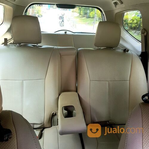 Nissan Grand Livina Hitam 1.5 XV 2009 MT Manual