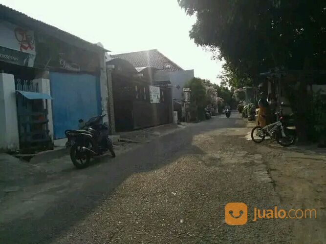 RUMAH TUBAN KOTA BARAT PUMA PLAZA