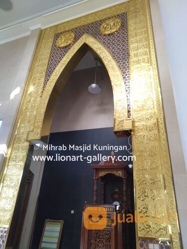 Mihrab Masjid Kuningan Tembaga
