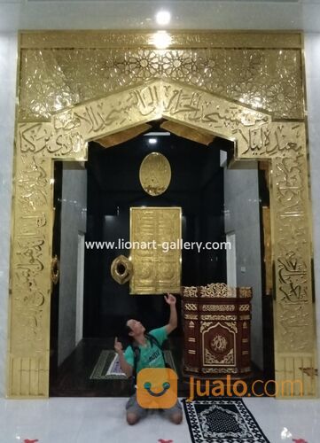 Mihrab Masjid Kuningan Tembaga