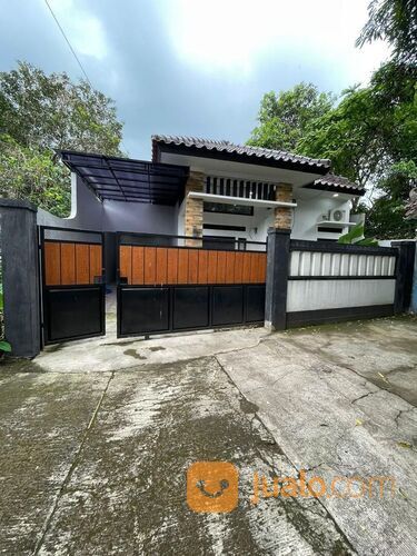 Rumah 1 Lantai Cipayung Jakarta Timur Bagus Dekat Taman Kota Pondok Ranggon