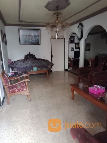 RUMAH KELUARGA DALAM KOMPLEKS PERUMAHAN PEMDA, DI CIMAHI TENGAH, KOTA CIMAHI