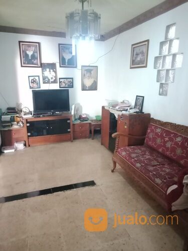 RUMAH KELUARGA DALAM KOMPLEKS PERUMAHAN PEMDA, DI CIMAHI TENGAH, KOTA CIMAHI