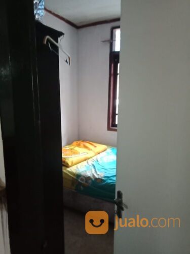 RUMAH KELUARGA DALAM KOMPLEKS PERUMAHAN PEMDA, DI CIMAHI TENGAH, KOTA CIMAHI