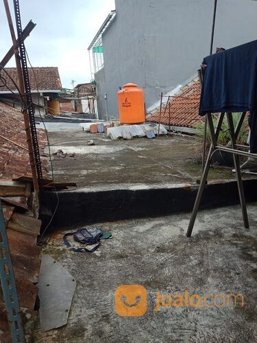 RUMAH KELUARGA DALAM KOMPLEKS PERUMAHAN PEMDA, DI CIMAHI TENGAH, KOTA CIMAHI