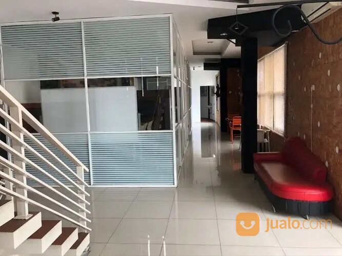 RUKO STRATEGIS JL SETIABUDI RAYA BANDUNG DKT KAMPUS UNPAS DAN NHI