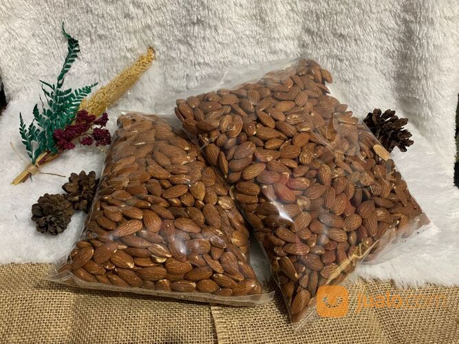 KACANG ALMOND 1KG & 500GR / KACANG / PREMIUM / 100% BEST QUALITY