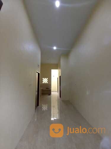 Rumah pojok di Perumahan Bumi Tegal Besar