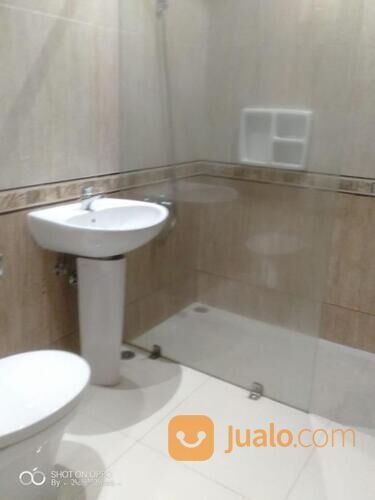 RUMAH MEWAH DI SINGGASANA PRADANA MEKAR WANGI BANDUNG