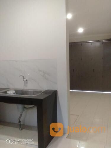 RUMAH MEWAH DI SINGGASANA PRADANA MEKAR WANGI BANDUNG