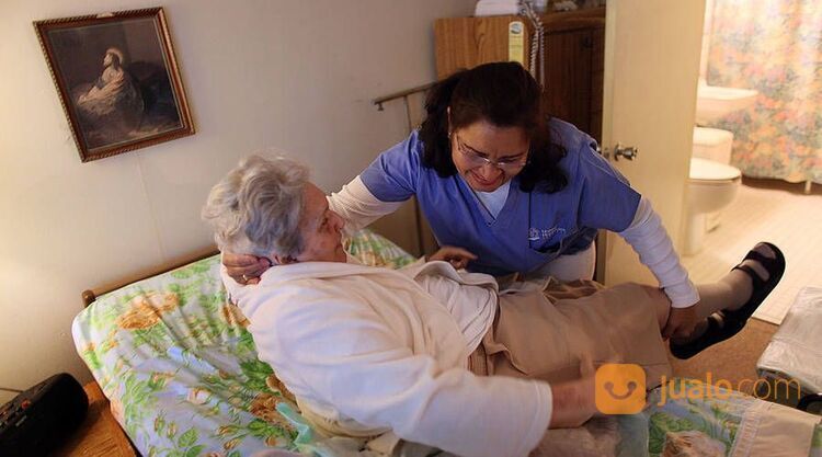 Perawat homecare di jakarta Barat